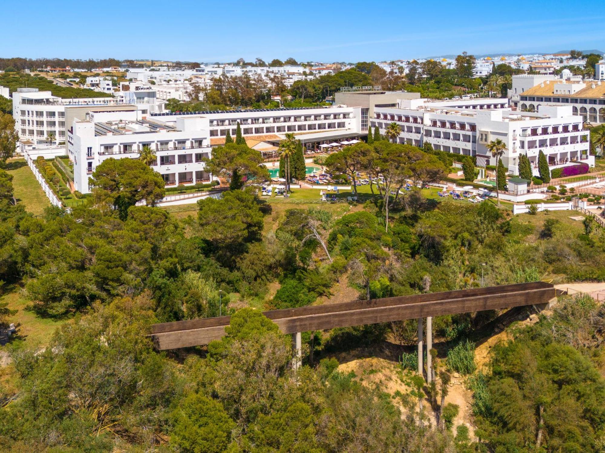 Hotel Fuerte Conil-Resort Conil De La Frontera Bagian luar foto